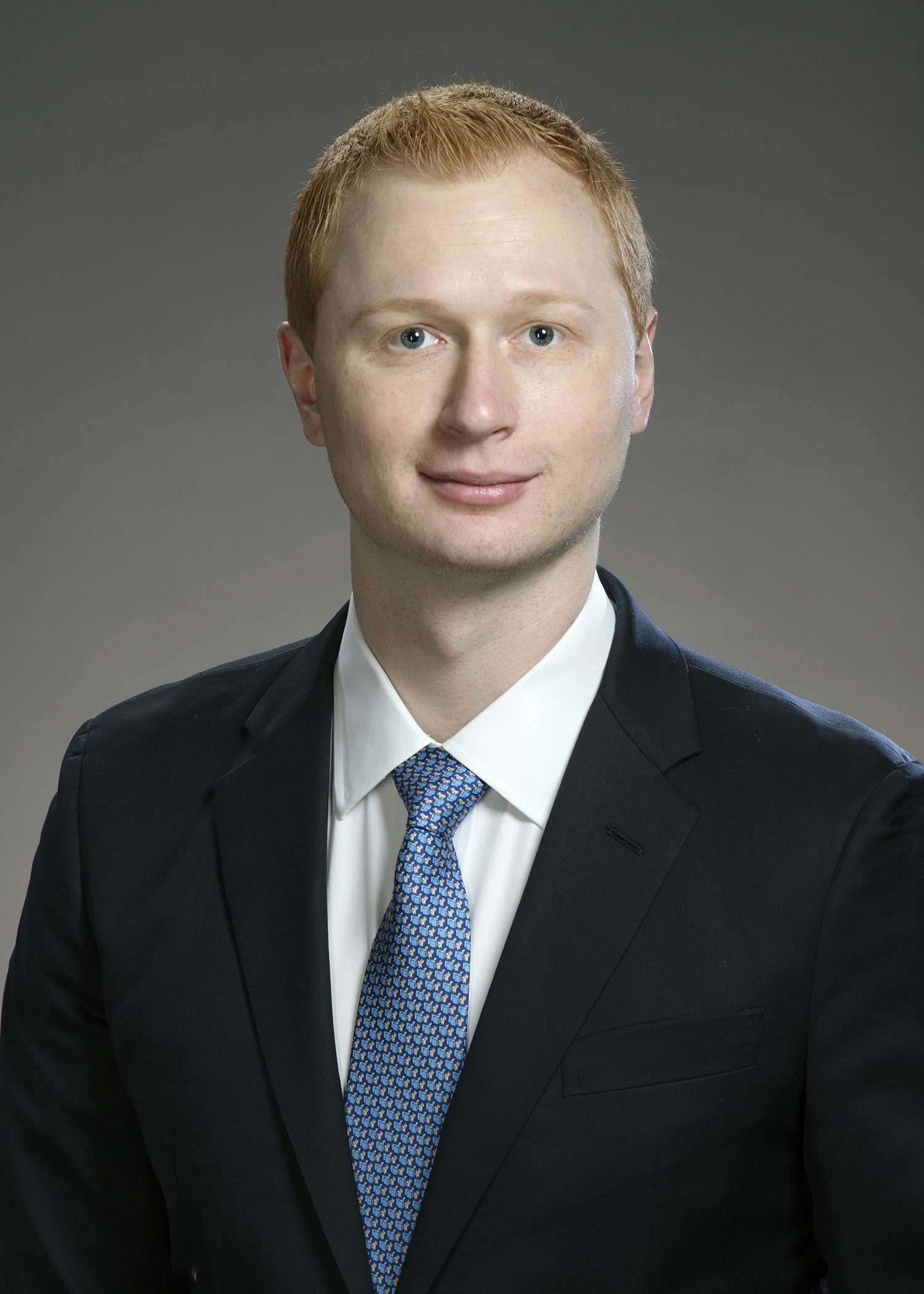 Brad headshot 17413_0445x7
