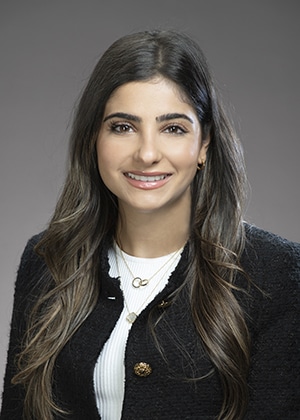 Zeinab Ayoub INVESTMENT ANALYST